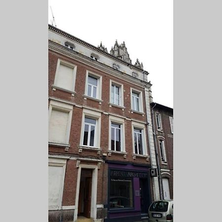 F1 Au Pied De La Cathedrale Apartment Бове Екстериор снимка
